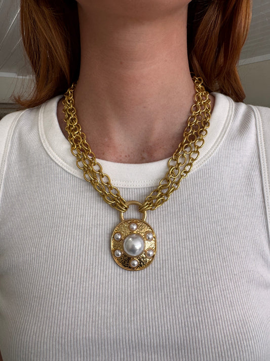 Pearl Medallion Pendant Necklace
