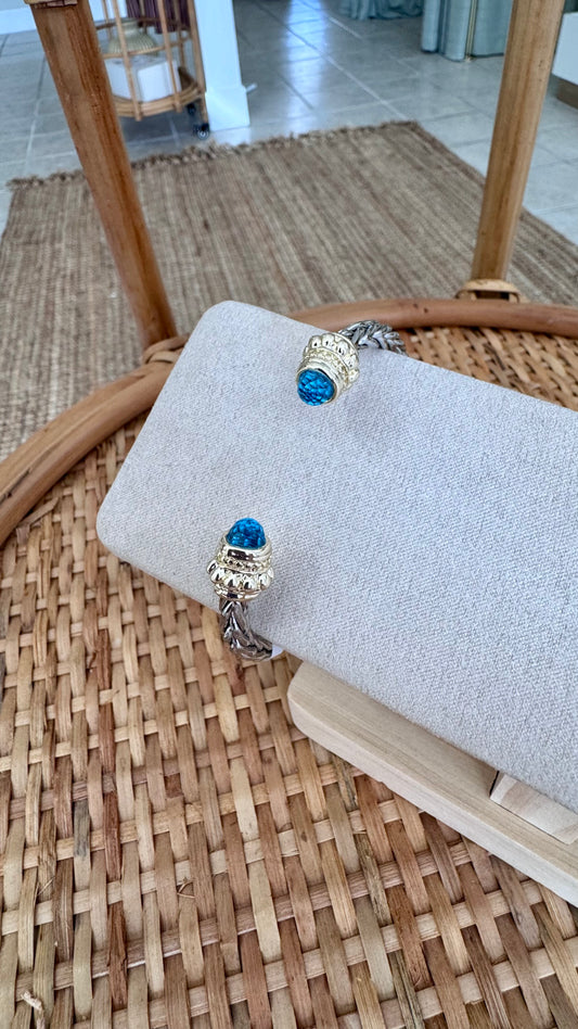 Two-tone Ponytail Blue Cuff bracelet