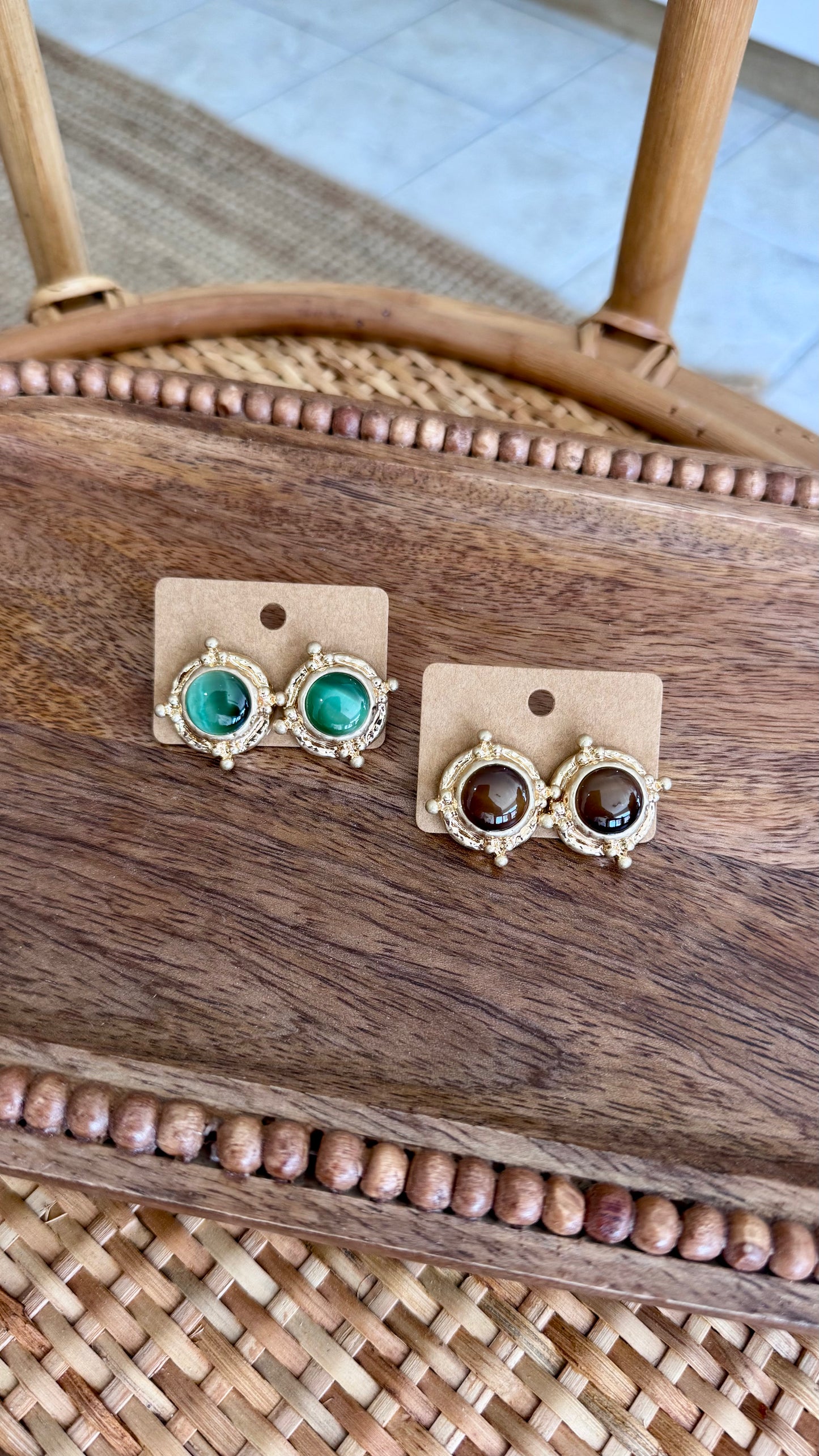 Antique Cats Eye Textured Earrings