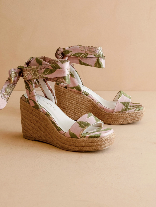 Rose Wrap Wedge
